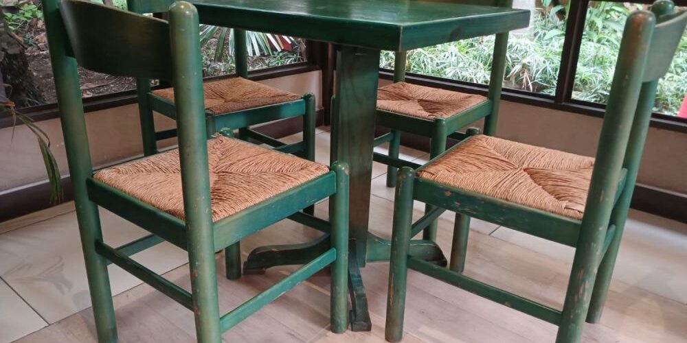 Furniture for Auction Where it Stands Auction Sale without the Stress